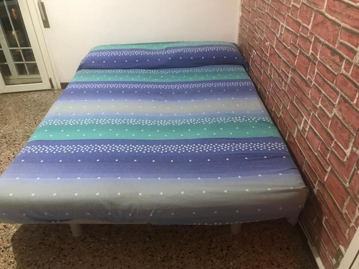 Appartamento 4 Posti Letto In Zona Tranquilla E Ben Servita, Un Matrimoniale E Un Divano Letto Matrimoniale Facebook Massimo Bobo Aquili Bologna Exteriör bild