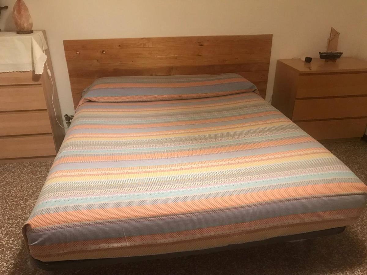 Appartamento 4 Posti Letto In Zona Tranquilla E Ben Servita, Un Matrimoniale E Un Divano Letto Matrimoniale Facebook Massimo Bobo Aquili Bologna Exteriör bild